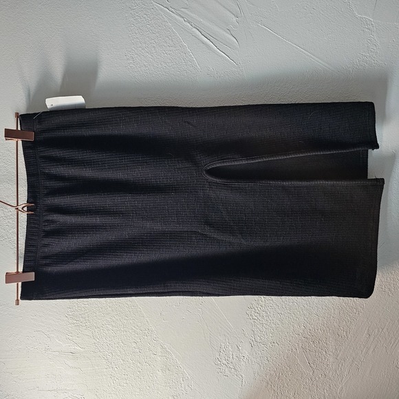 BOZZOLO | NWT BLACK 2 PIECE CROP AND SKIRT SET LARGE - Picture 2 of 7